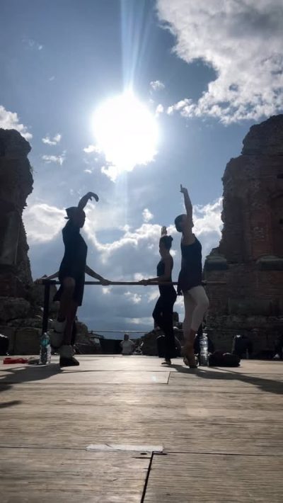 Teatro Antico Taormina в декабре — фото погоды (2025-12-28)