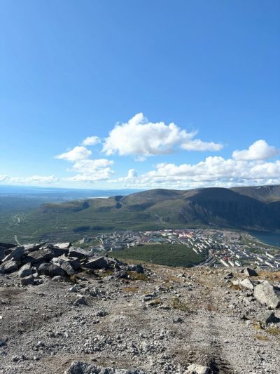 Гора Айкуайвенчорр в октябре — фото погоды (2025-10-12)