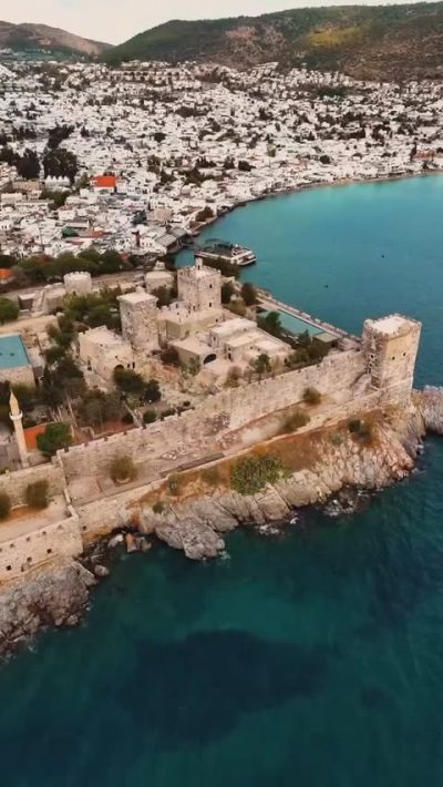 Bodrum Castle в сентябре — фото погоды (2025-09-27)