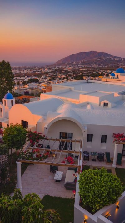 Santorini Island Greece в июле — фото погоды (2026-07-14)