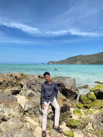 Pantai Kute Mandalika Lombok в июне — фото погоды (2026-06-28)