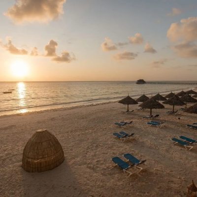 Kiwengwa beach Zanzibar в июле — фото погоды (2026-07-08)