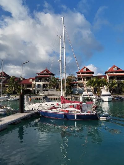 Eden Island Marina в июле — фото погоды (2026-07-07)