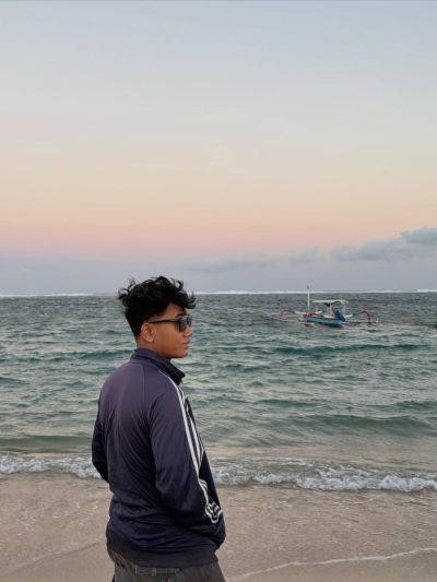 Geger Beach в июле — фото погоды (2026-07-11)