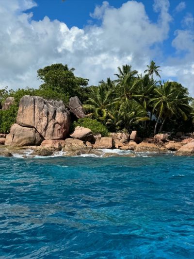 Anse Source d'Argent, La Digue Island, Seychelles в июле — фото погоды (2026-07-14)
