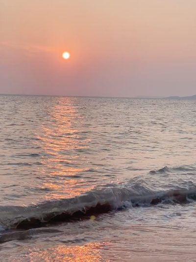 Cave Beach Club в мае — фото погоды (2026-05-23)