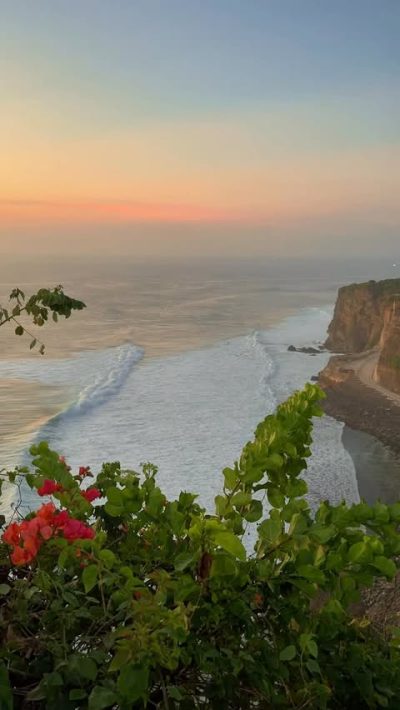 Uluwatu Temple Uluwatu в марте — фото погоды (2026-03-23)