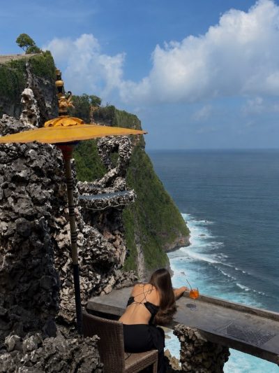 Uluwatu Temple Uluwatu в мае — фото погоды (2026-05-09)