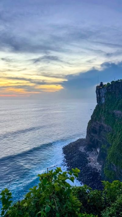 Uluwatu Temple Uluwatu в июне — фото погоды (2026-06-10)