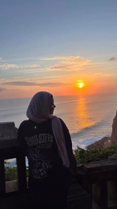 Uluwatu Temple Uluwatu в июле — фото погоды (2026-07-15)