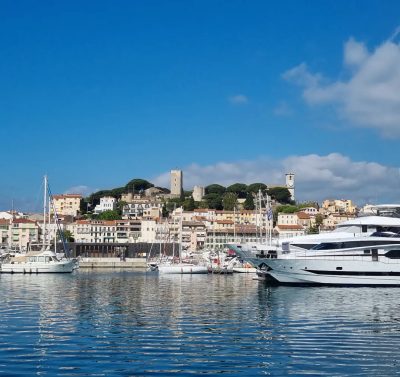 Vieux Port, Cannes, France в апреле — фото погоды (2026-04-25)