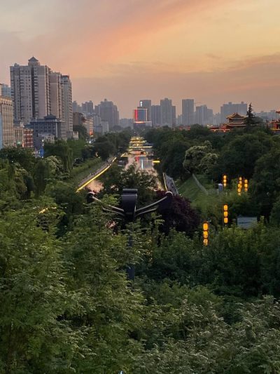 Xi'an City Walls в июне — фото погоды (2026-06-10)