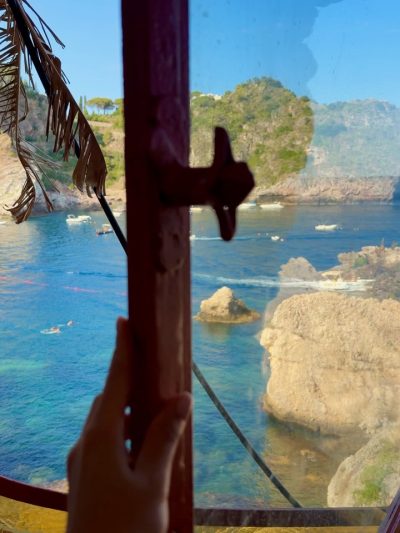 Isola Bella (Taormina) в июле — фото погоды (2026-07-14)