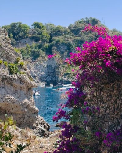Isola Bella (Taormina) в июле — фото погоды (2026-07-16)