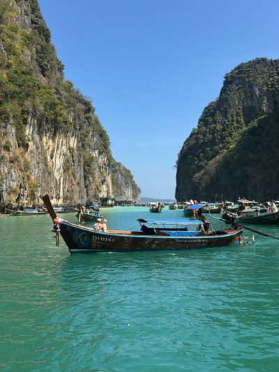 Kho Phi Phi Island, Thailand в январе — фото погоды (2026-01-18)