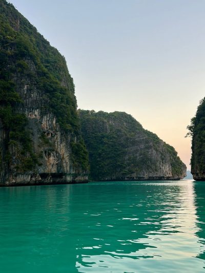 Kho Phi Phi Island, Thailand в апреле — фото погоды (2026-04-26)