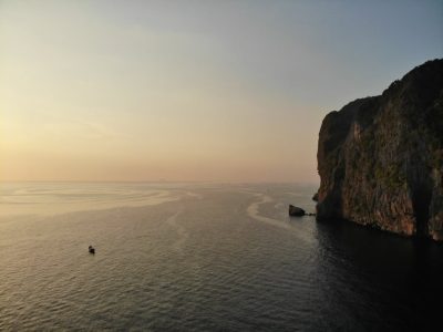 Kho Phi Phi Island, Thailand в апреле — фото погоды (2026-04-28)