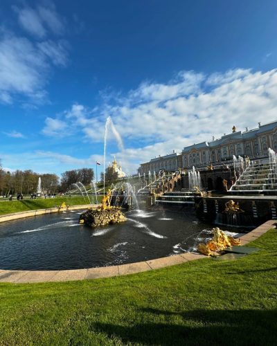 Peterhof Palace — фото погоды в мае (2025-05-13)