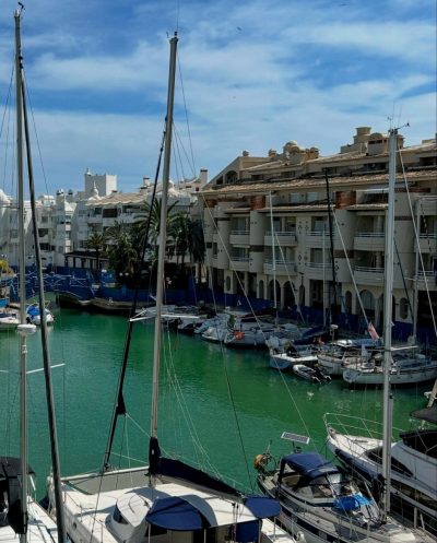 Benalmadena Marina в мае — фото погоды (2025-05-08)