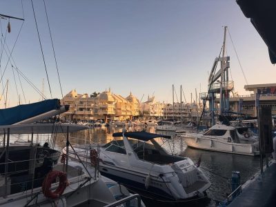 Benalmadena Marina в сентябре — фото погоды (2025-09-24)