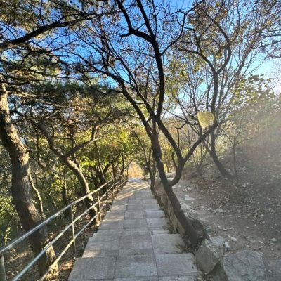 Great Wall of China at Badaling в декабре — фото погоды (2025-12-13)