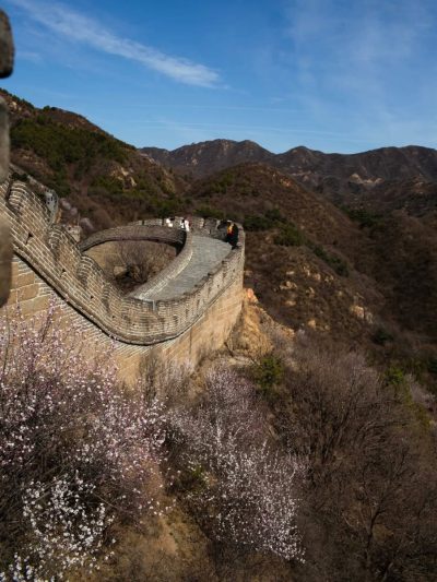 Great Wall of China at Badaling в апреле — фото погоды (2026-04-13)
