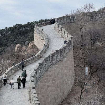 Great Wall of China at Badaling в апреле — фото погоды (2026-04-14)