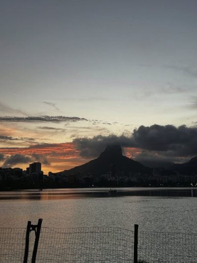 Lagoa Rodrigo De Freitas - Rio De Janeiro - Brasil в июле — фото погоды (2026-07-13)
