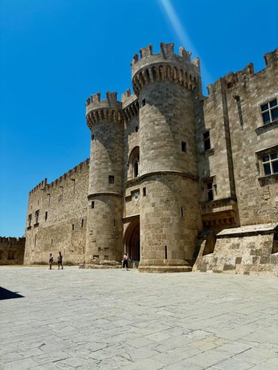 Palace of the Grand Master of the Knights of Rhodes — фото погоды в июне (2026-06-22)