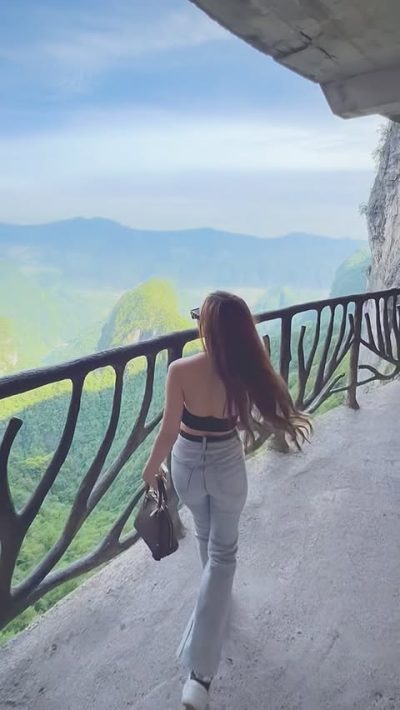 Tianmen Mountain в мае — фото погоды (2026-05-11)