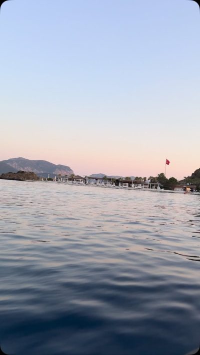 D Maris Bay в июле — фото погоды (2026-07-18)