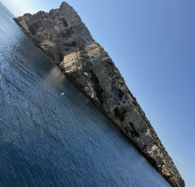 Isla de Benidorm в октябре — фото погоды (2025-10-03)