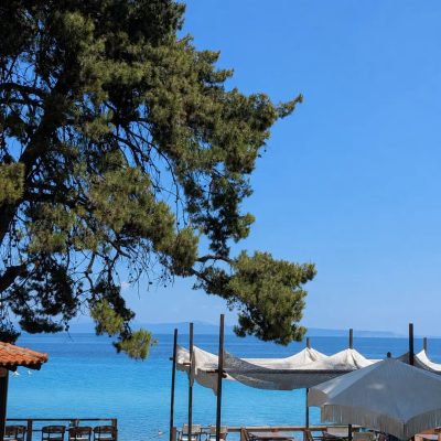 Kriopigi, Kassandra, Greece в июле — фото погоды (2026-07-12)