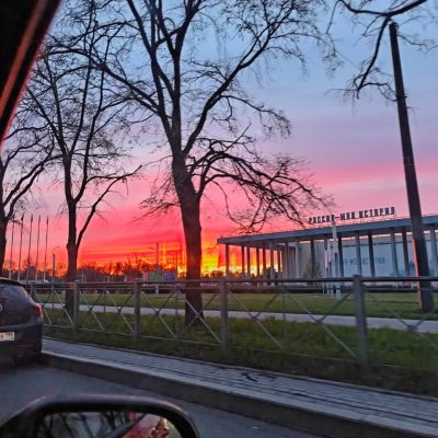Park Pobedy (Saint Petersburg Metro) в мае — фото погоды (2026-05-08)