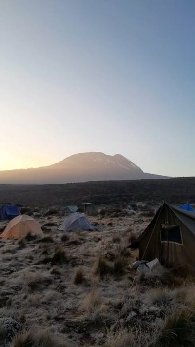 Kilimanjaro Shira Camp - 3,890m в апреле — фото погоды (2026-04-20)