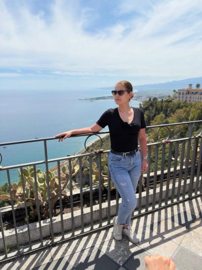Piazza IX Aprile - Taormina в апреле — фото погоды (2026-04-27)