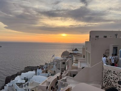 Oia в июне — фото погоды (2026-06-08)