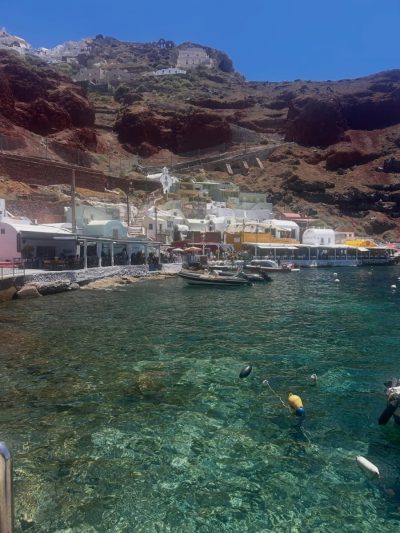 Oia в июне — фото погоды (2026-06-17)