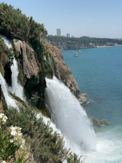 Düden Waterfalls в июле — фото погоды (2026-07-16)