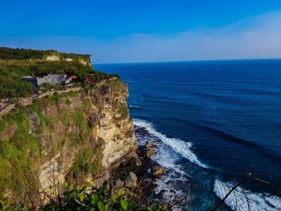 Uluwatu Temple в мае — фото погоды (2026-05-01)