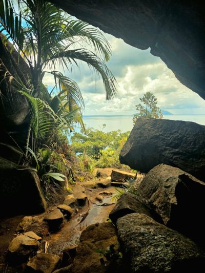 Anse Major Trail в мае — фото погоды (2026-05-03)