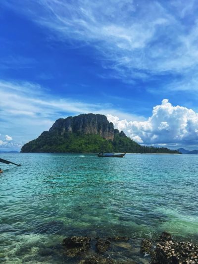 ทะเลแหวก Krabi Thailand в мае — фото погоды (2026-05-25)