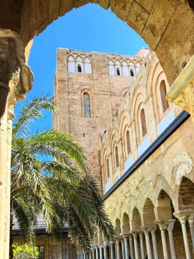 Cefalù Cathedral в апреле — фото погоды (2026-04-12)