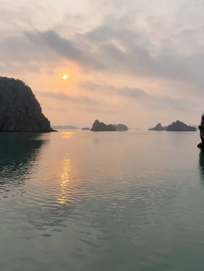 Bai Tu Long Bay, Vietnam в мае — фото погоды (2026-05-02)