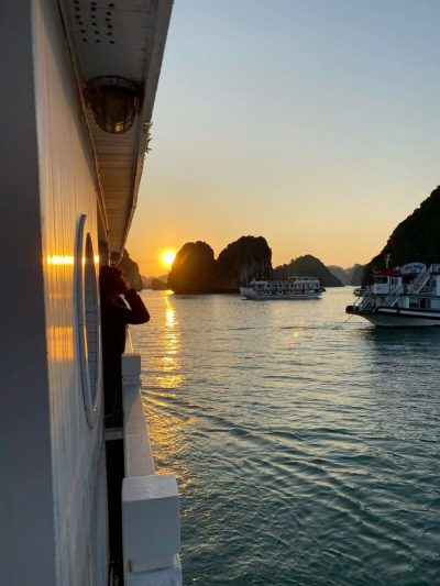 Bai Tu Long Bay, Vietnam в мае — фото погоды (2026-05-22)