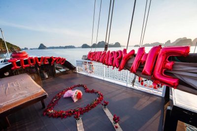 Bai Tu Long Bay, Vietnam в июле — фото погоды (2026-07-15)