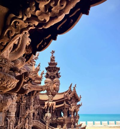 The Sanctuary of Truth Pattaya Thailand в апреле — фото погоды (2026-04-24)