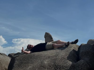 Grandmother and Grandfather Rock в октябре — фото погоды (2025-10-17)