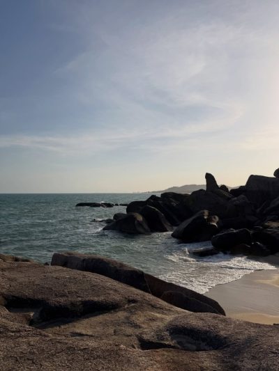 Grandmother and Grandfather Rock в феврале — фото погоды (2026-02-21)