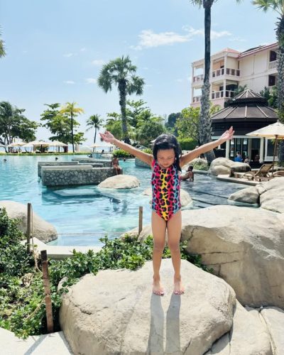 Centara Grand Beach Resort Phuket — фото погоды в апреле (2026-04-24)